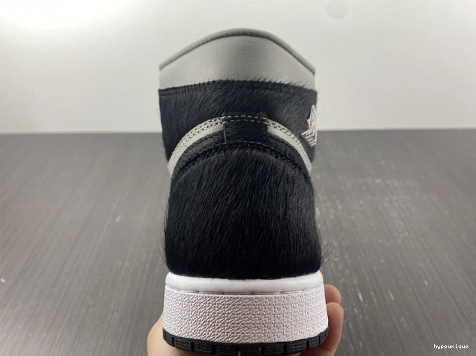 HYPE DZ2523-001 WMNS 1 Air High OG Twist 2.0 Jordan 0823